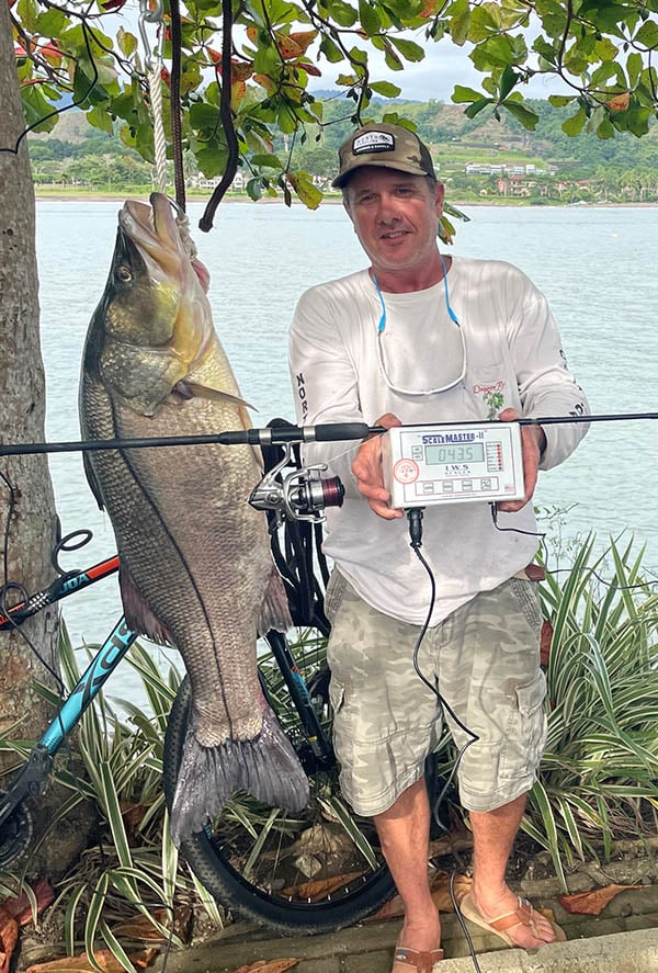 MASSIVE Topwater Snook Fishing 